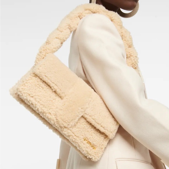 JACQUEMUS Le Bambidou Terry fur shearling shoulder bag - Picture 5 of 7